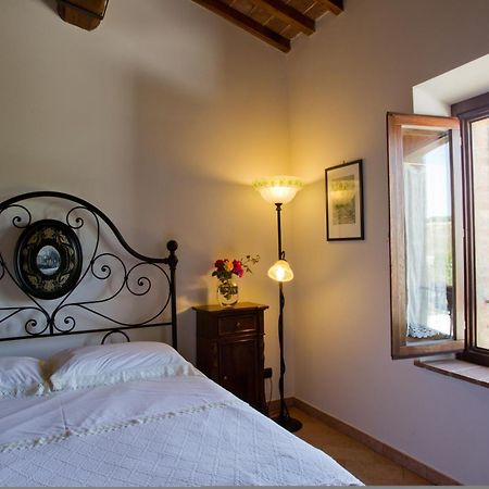 פיינצה Agriturismo La Collina מראה חיצוני תמונה