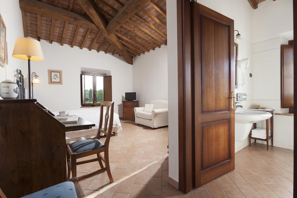פיינצה Agriturismo La Collina מראה חיצוני תמונה