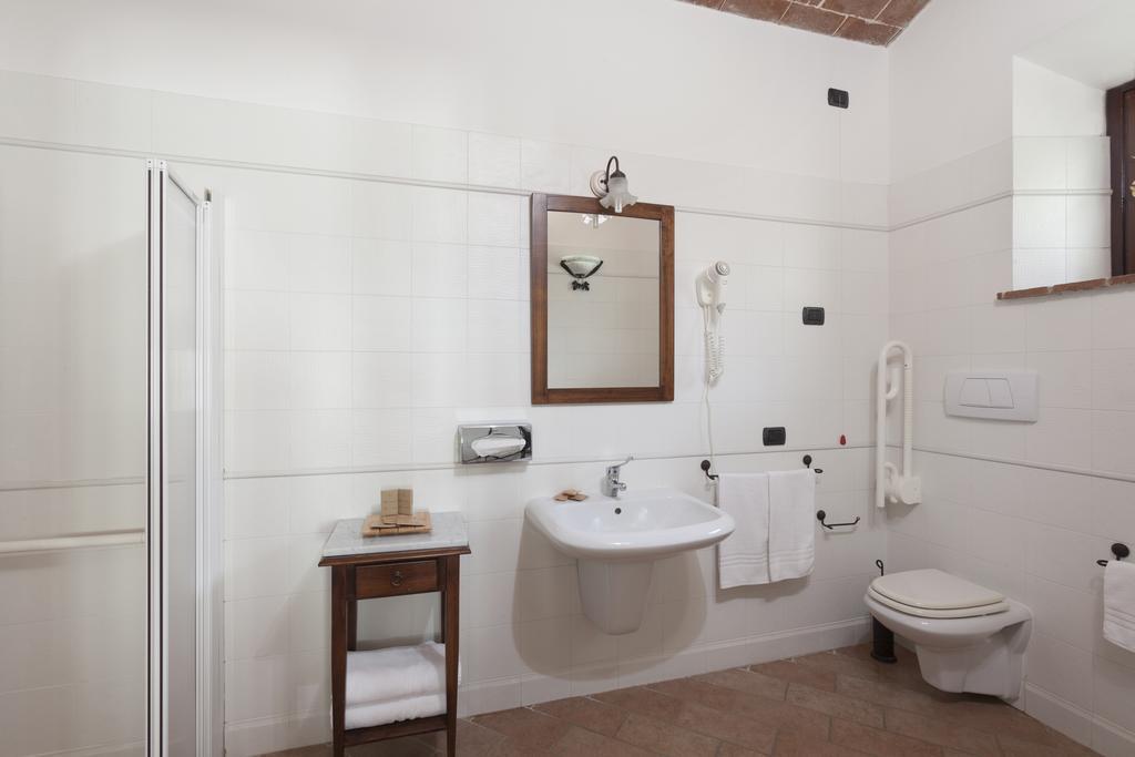 פיינצה Agriturismo La Collina מראה חיצוני תמונה